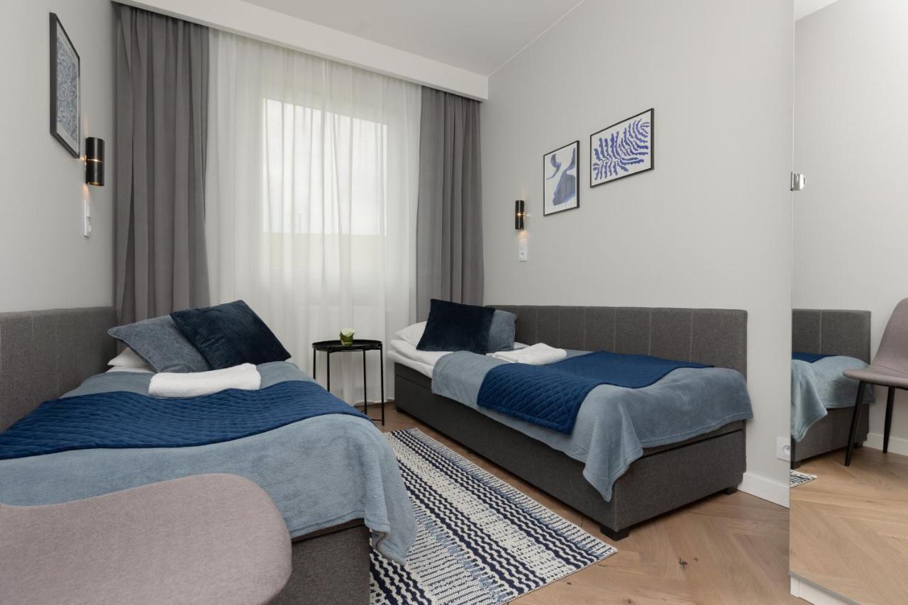 Stunning Family Apartment Ursynow With Parking & Balcony By Noclegi Renters Varşovia Exterior foto